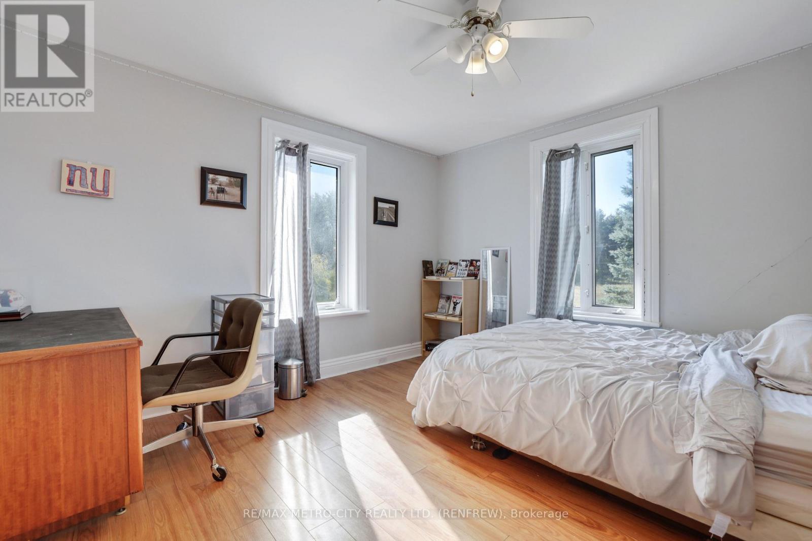 704 Clifford Side Road, Mcnab/Braeside, ON