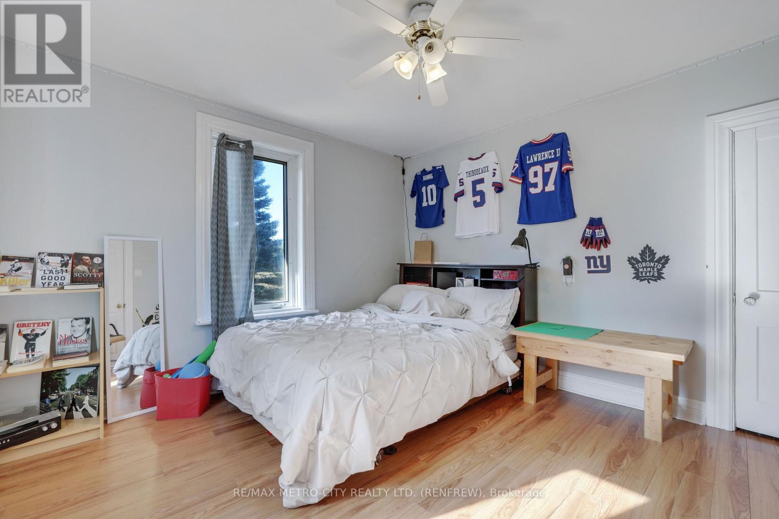 704 Clifford Side Road, Mcnab/Braeside, ON