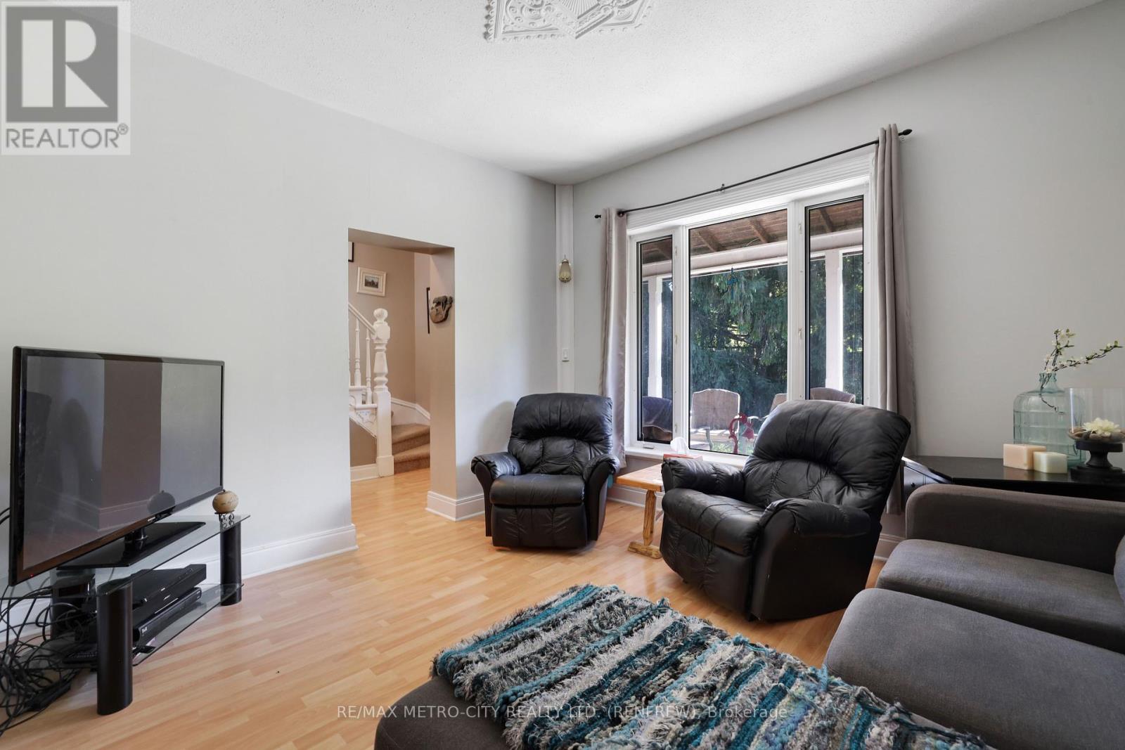 704 Clifford Side Road, Mcnab/Braeside, ON