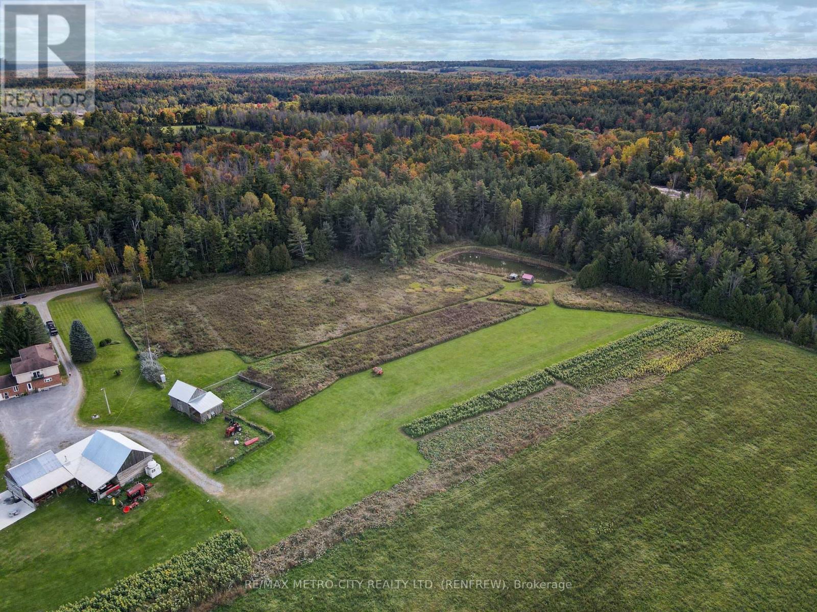 704 Clifford Side Road, Mcnab/Braeside, ON