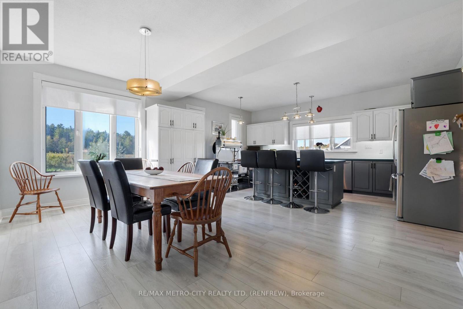 704 Clifford Side Road, Mcnab/Braeside, ON