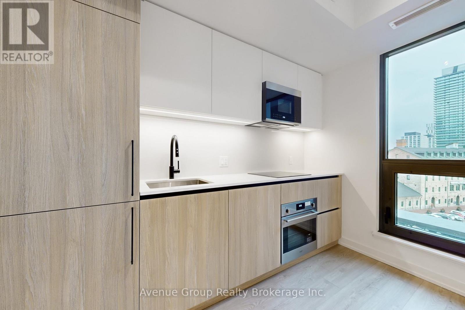 632 - 35 Parliament Street, Toronto, ON - Indoor