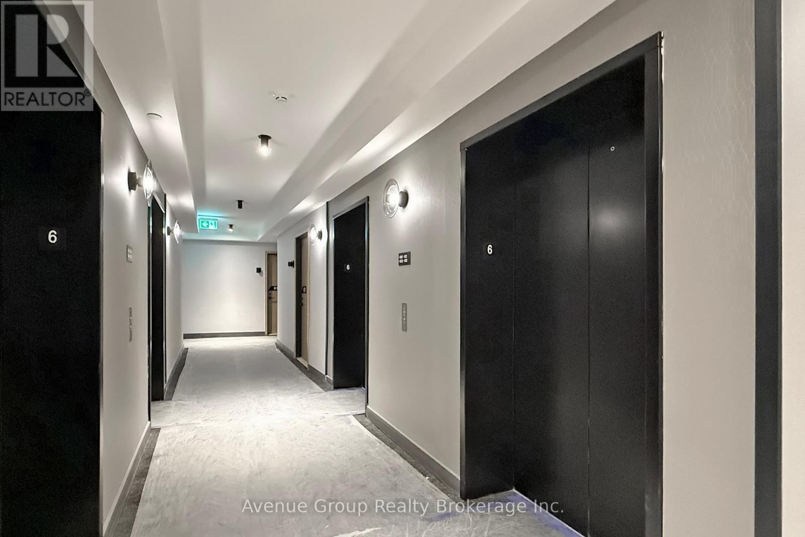 632 - 35 Parliament Street, Toronto, ON - Indoor Photo Showing Other Room