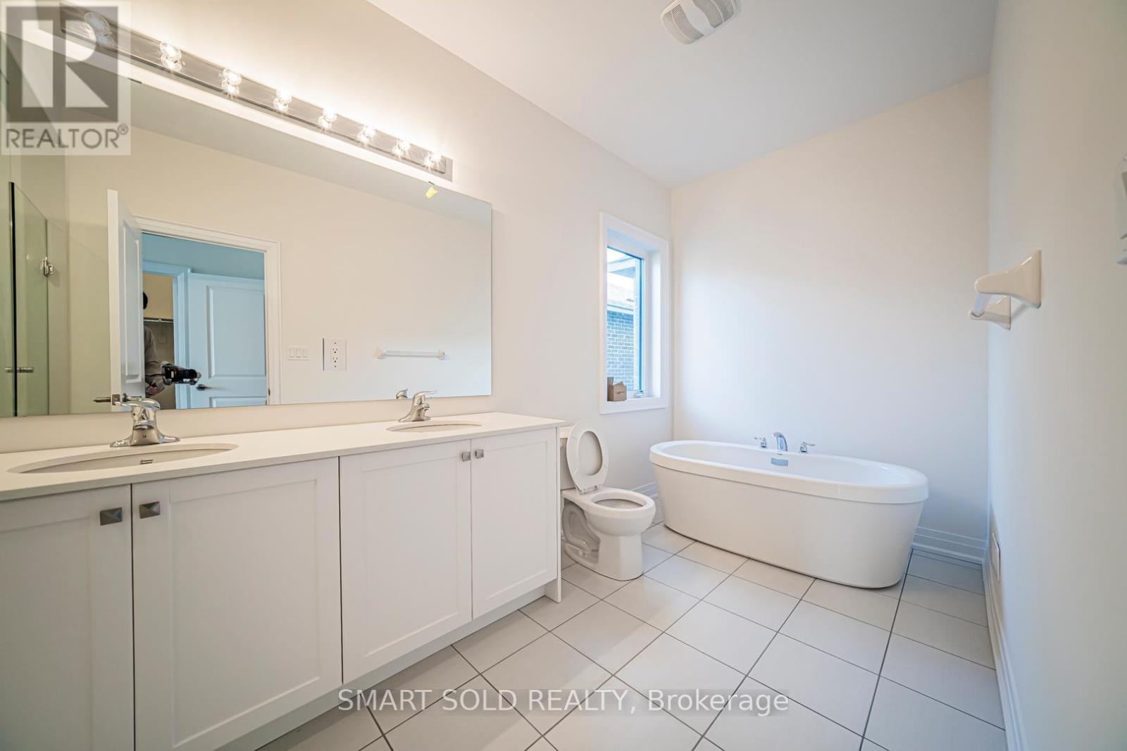40 Mindanao Avenue, Markham, ON - Indoor Photo Showing Bathroom