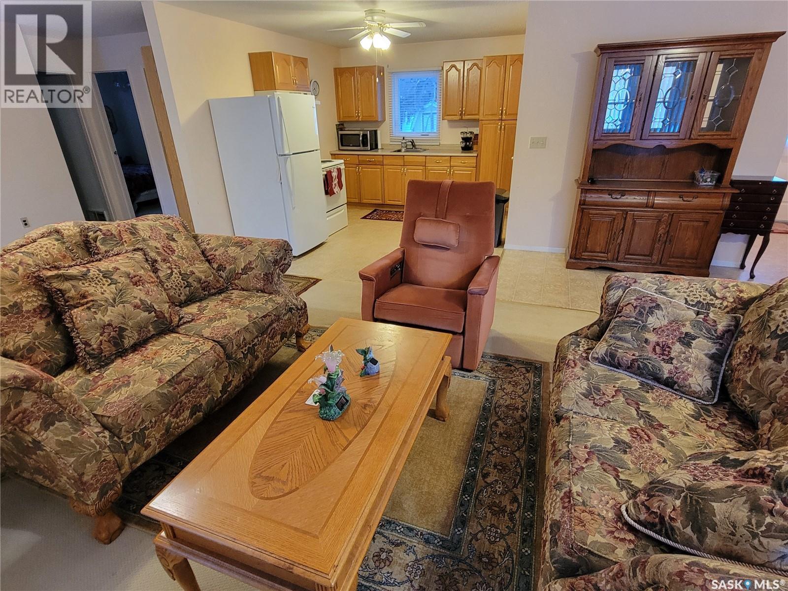 26 Elm Street, Katepwa Beach, SK - Indoor Photo Showing Living Room