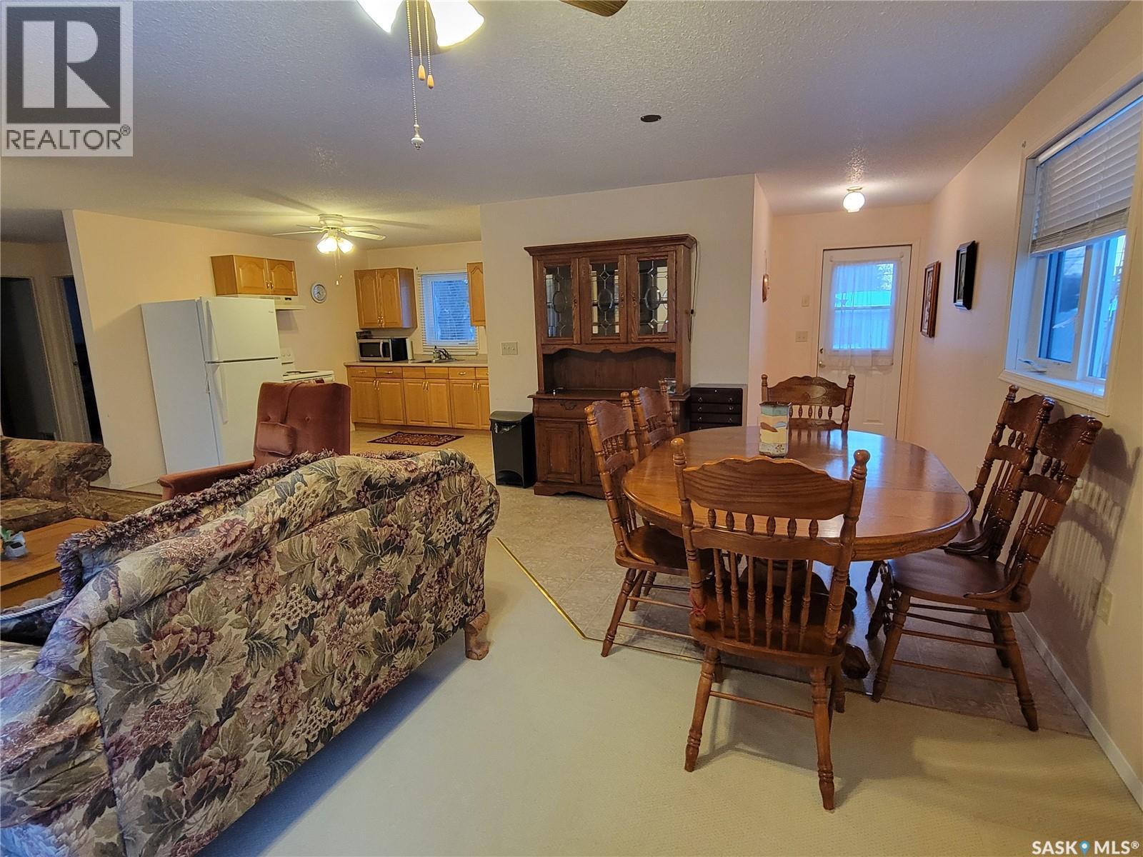 26 Elm Street, Katepwa Beach, SK - Indoor Photo Showing Dining Room