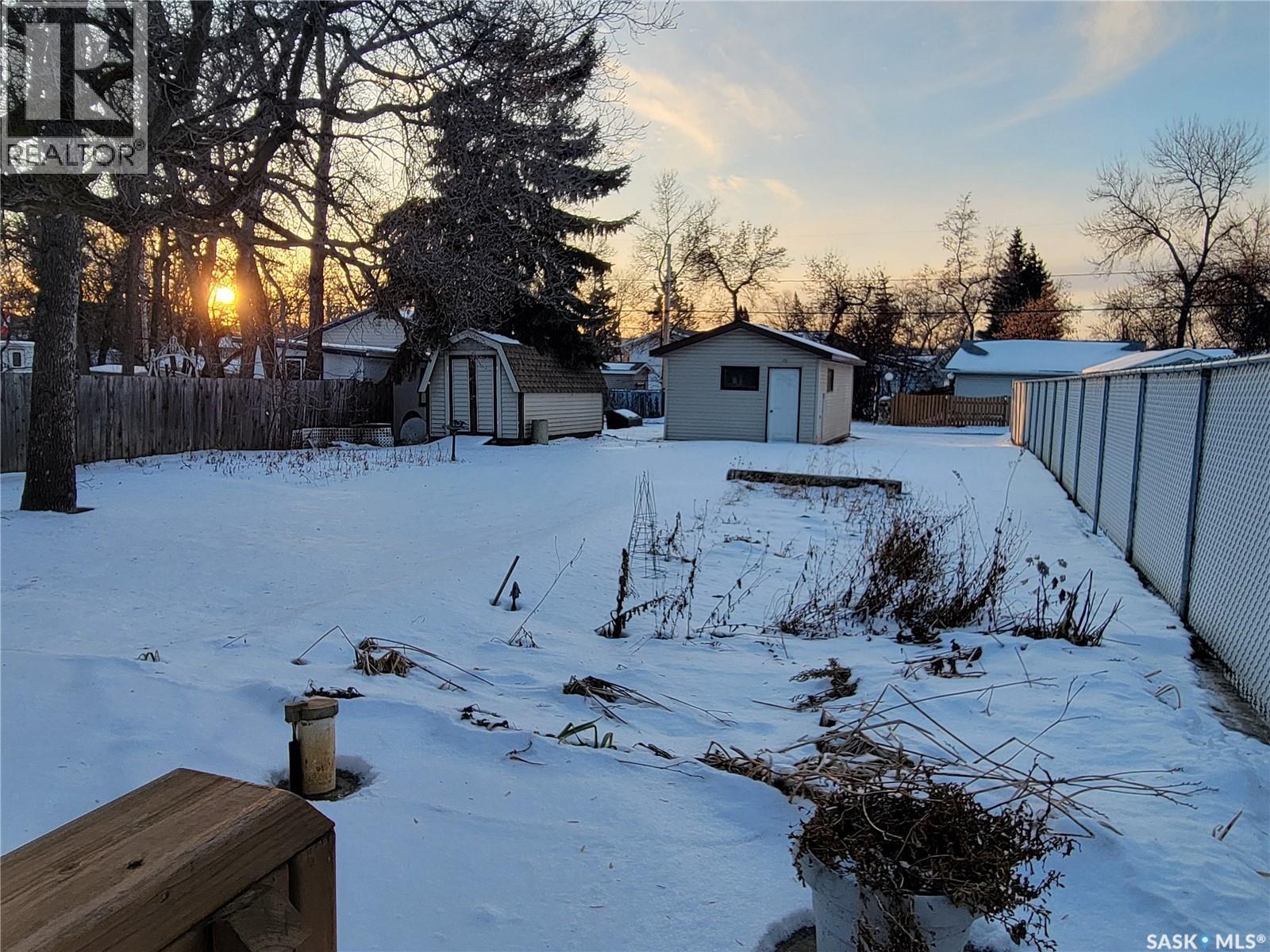 26 Elm Street, Katepwa Beach, SK - Outdoor