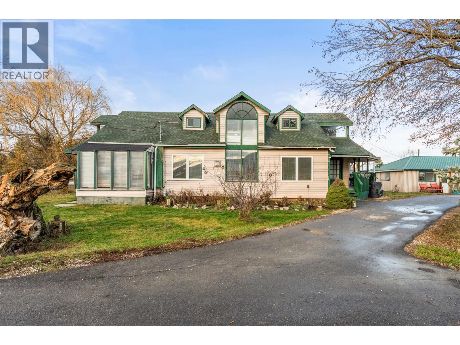 1978 Pleasant Valley Road, Spallumcheen, BC - Outdoor With Facade
