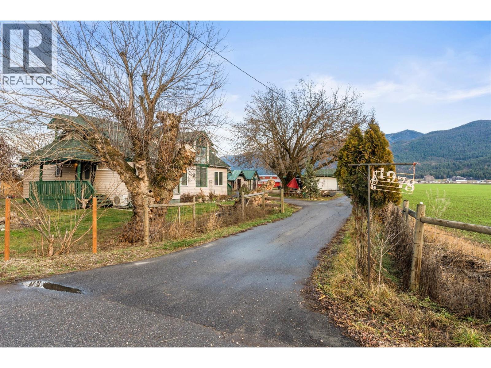 1978 Pleasant Valley Road, Spallumcheen, BC - Outdoor