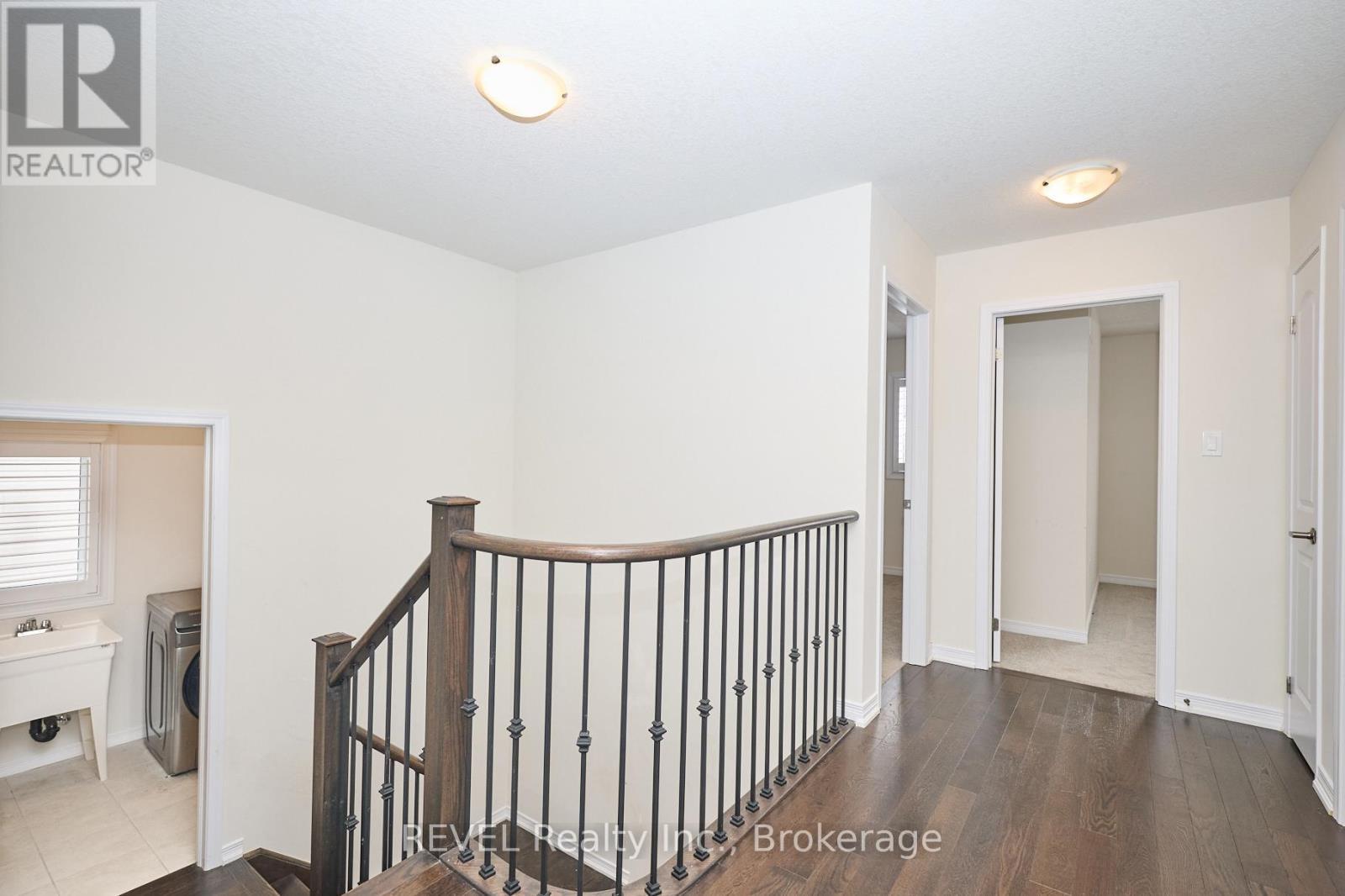 8787 Chickory Trail, Niagara Falls (Brown), ON - Indoor Photo Showing Other Room