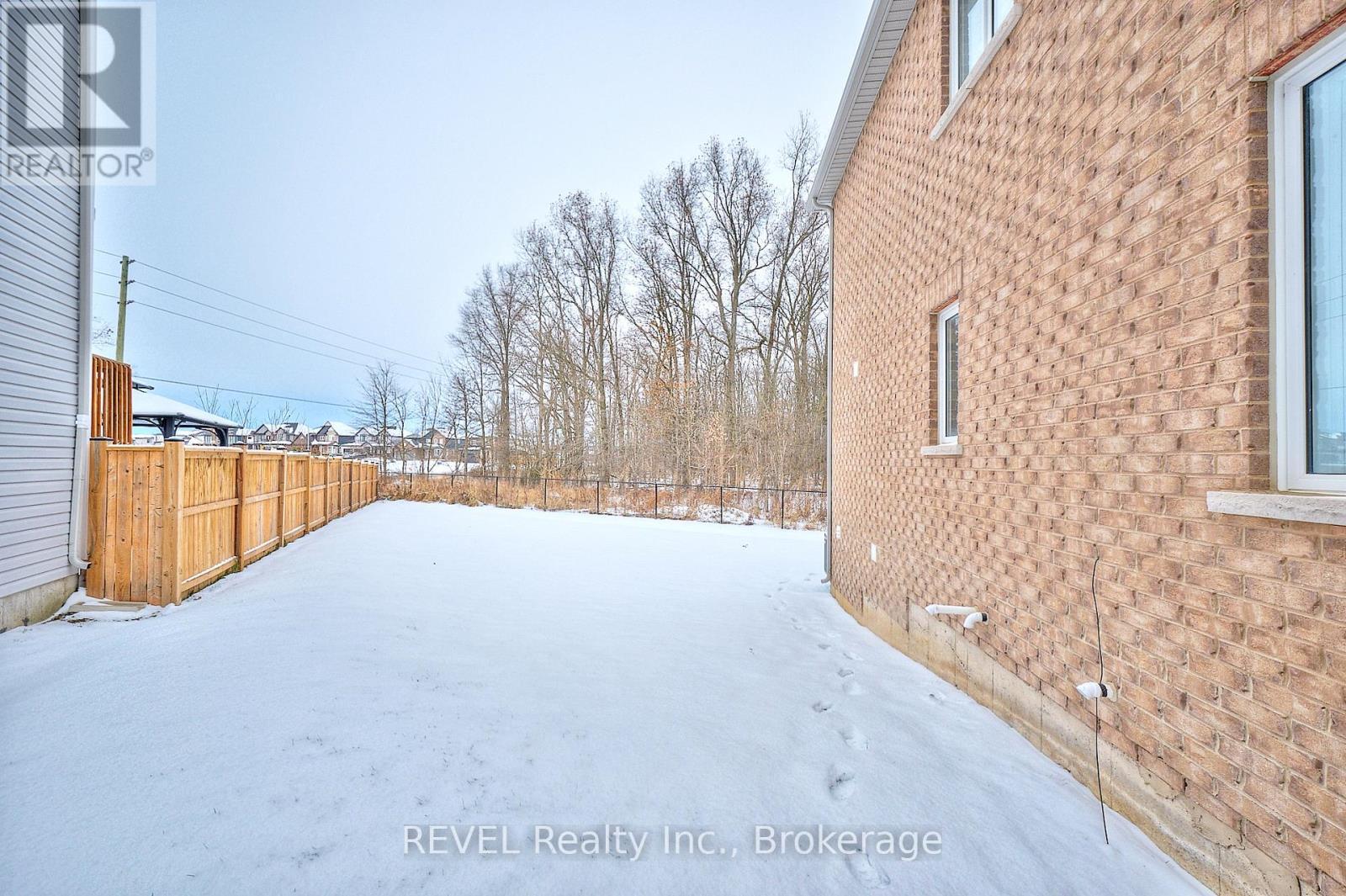 8787 Chickory Trail, Niagara Falls (Brown), ON - Outdoor