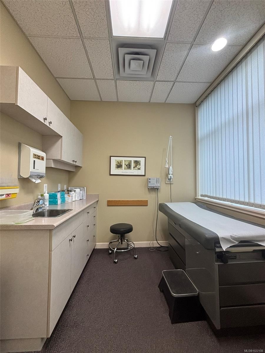 145-3066 Shelbourne St, Victoria, BC