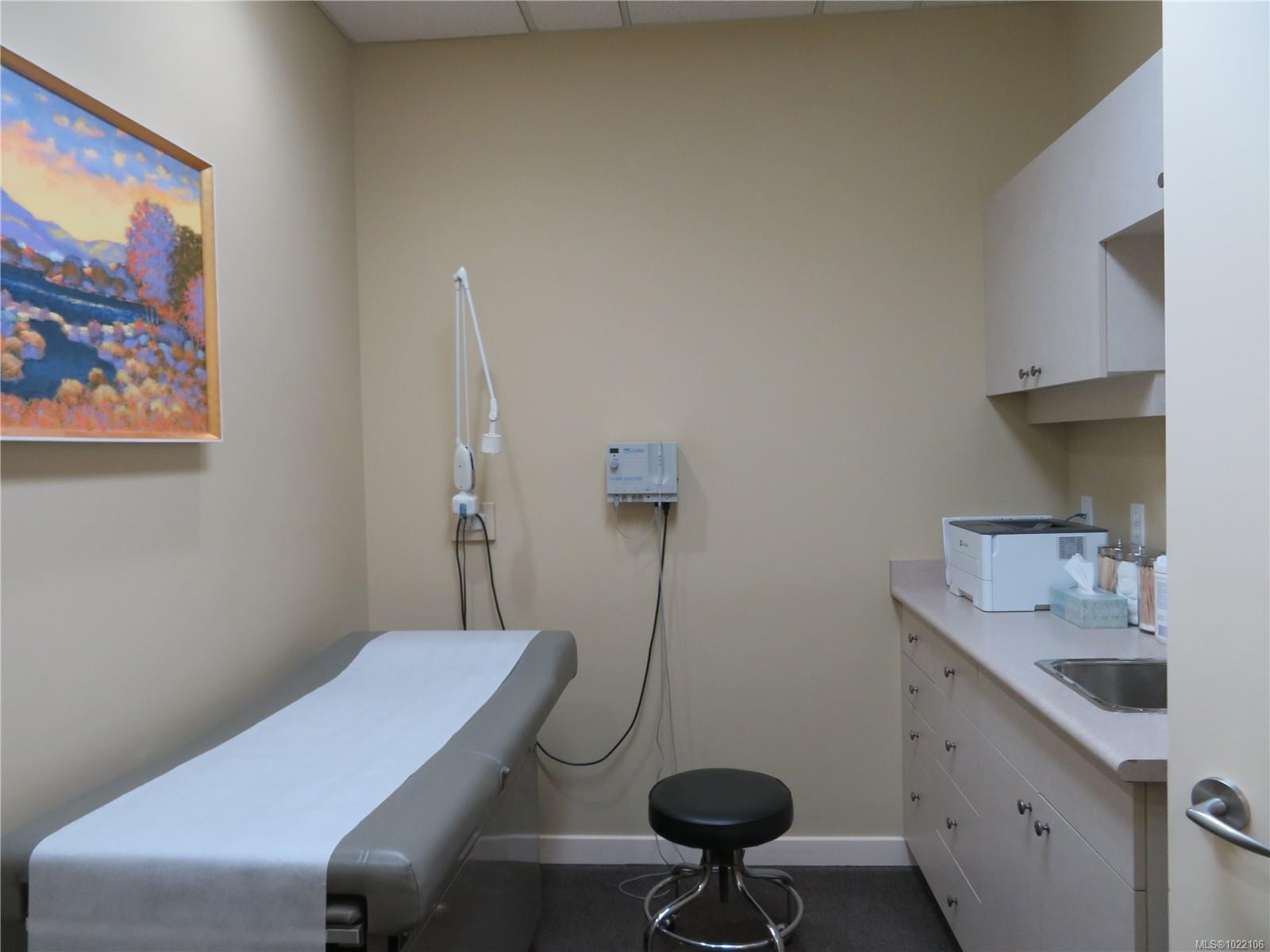 145-3066 Shelbourne St, Victoria, BC