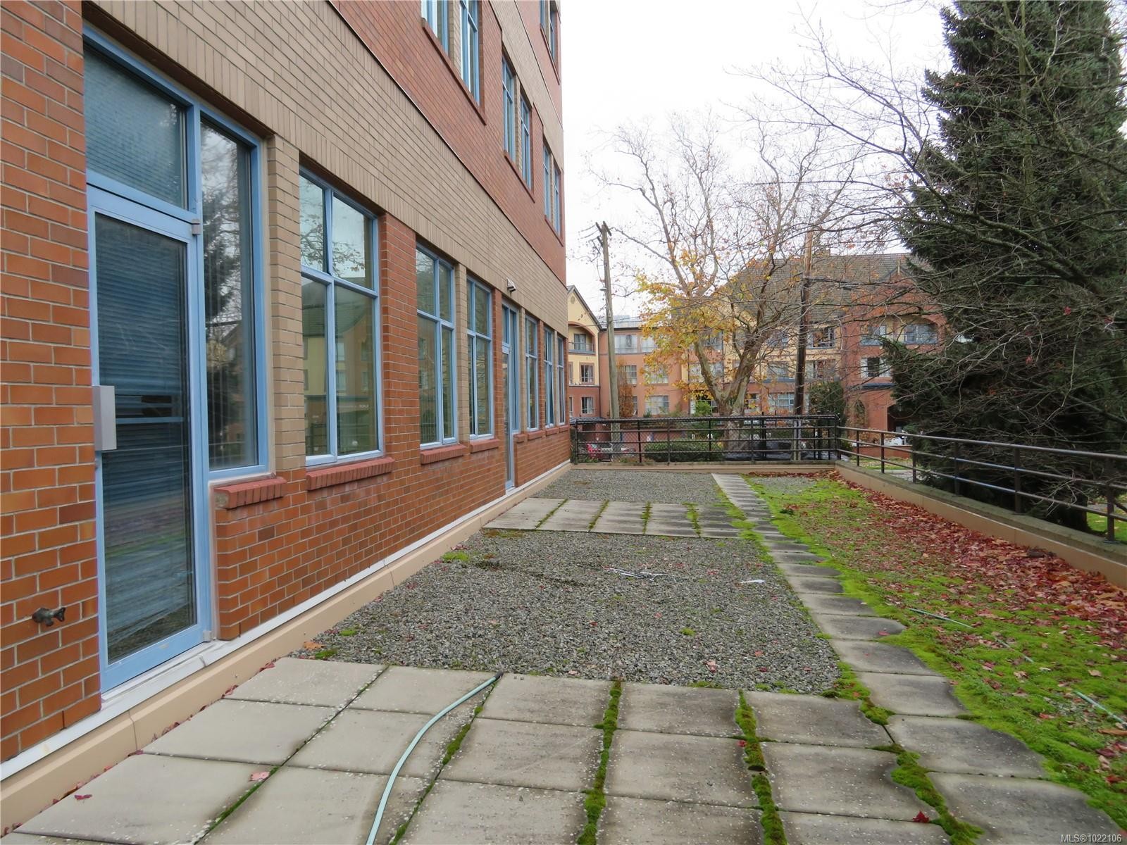 145-3066 Shelbourne St, Victoria, BC