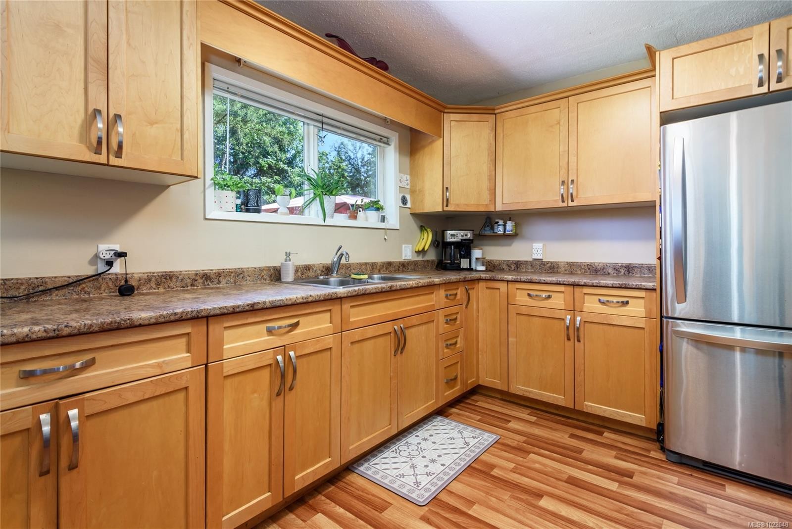 2030 Black Creek Rd, Black Creek, BC