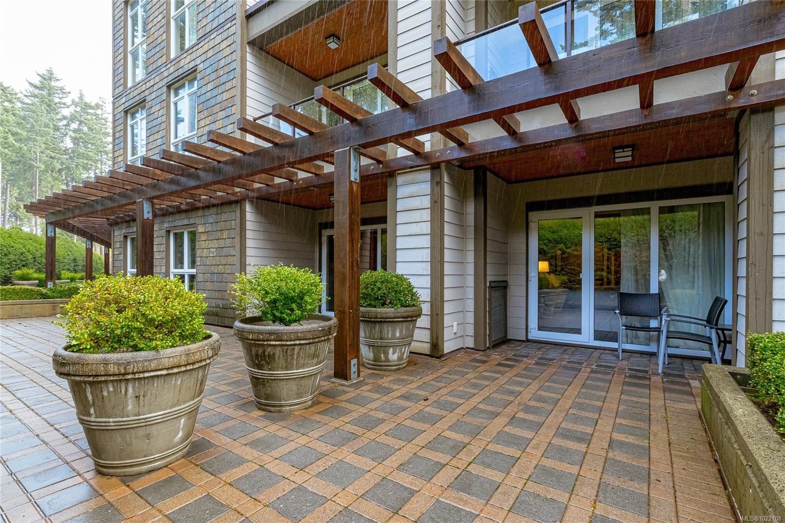 113/115A-1376 Lynburne Pl, Langford, BC - Outdoor With Deck Patio Veranda