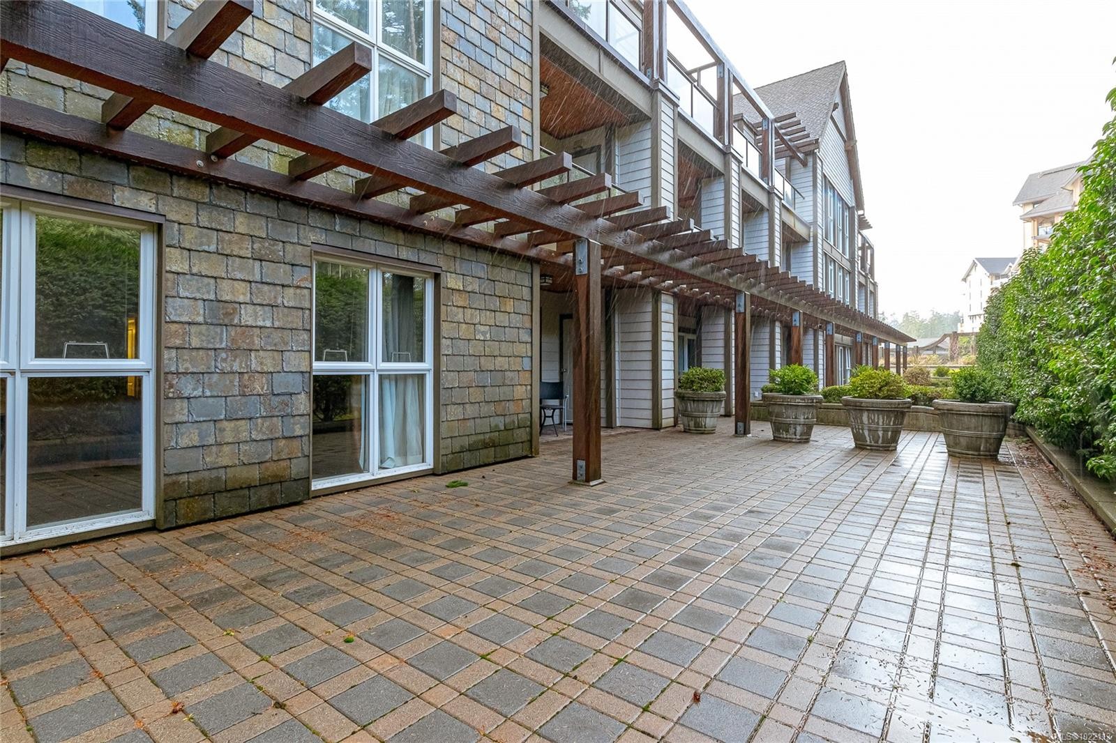 113/115B-1376 Lynburne Pl, Langford, BC - Outdoor With Exterior