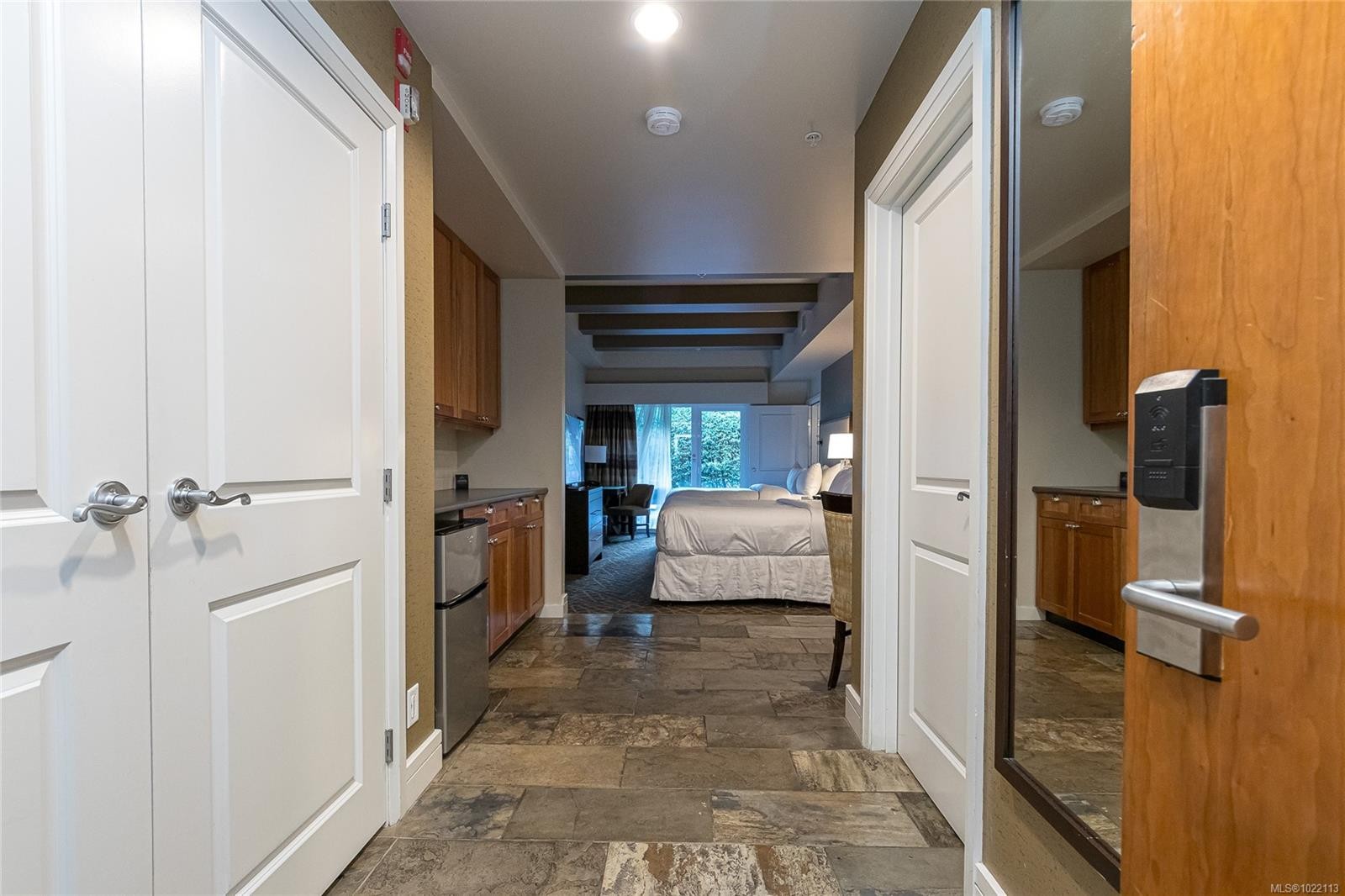 113/115B-1376 Lynburne Pl, Langford, BC - Indoor Photo Showing Other Room