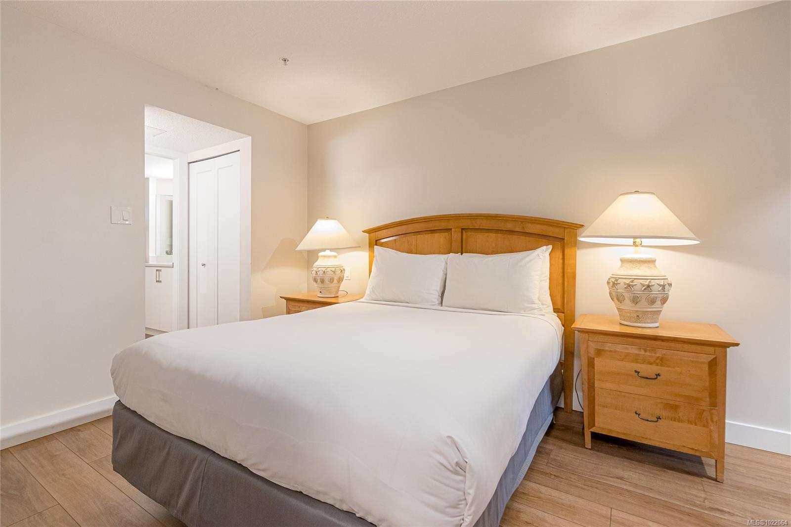 711-1600 Stroulger Rd, Nanoose Bay, BC - Indoor Photo Showing Bedroom