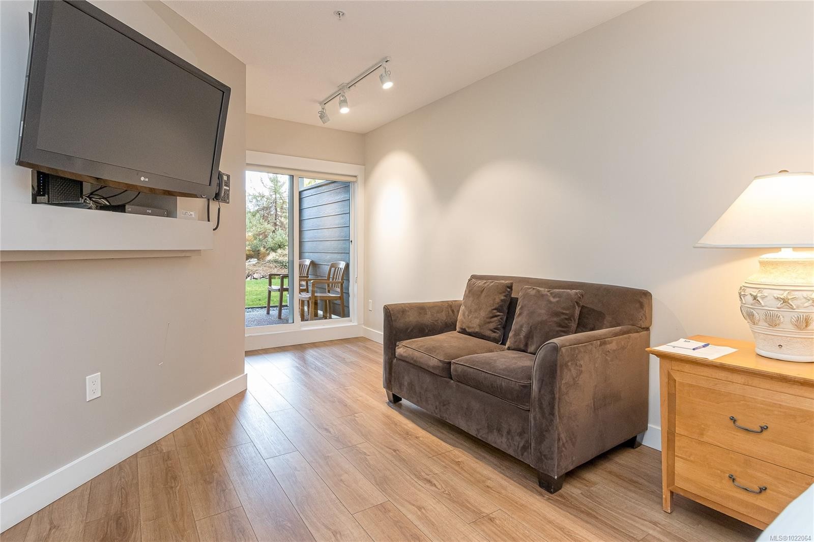 711-1600 Stroulger Rd, Nanoose Bay, BC - Outdoor With Backyard