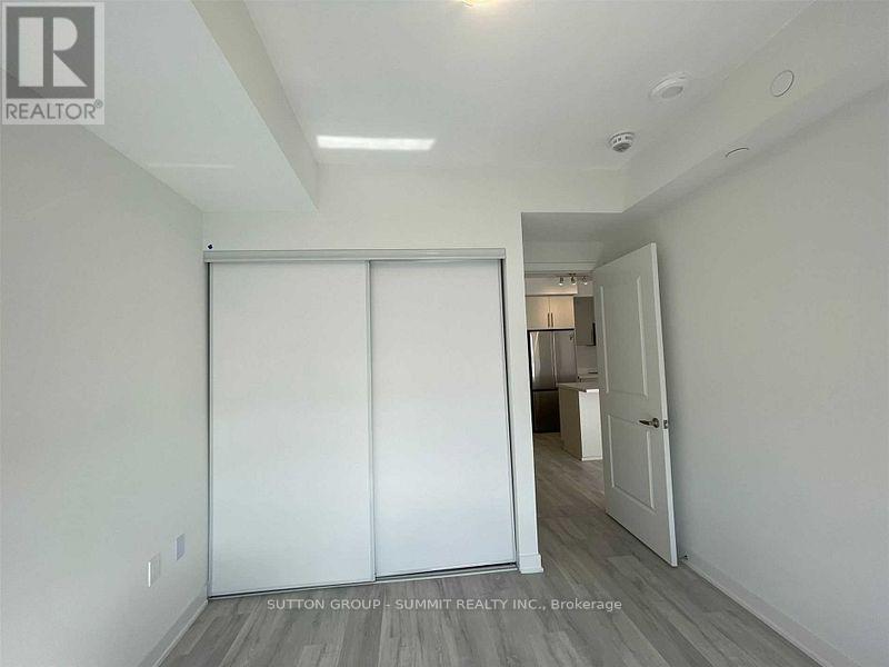 301 - 4655 Metcalfe Avenue, Mississauga, ON - Indoor Photo Showing Other Room