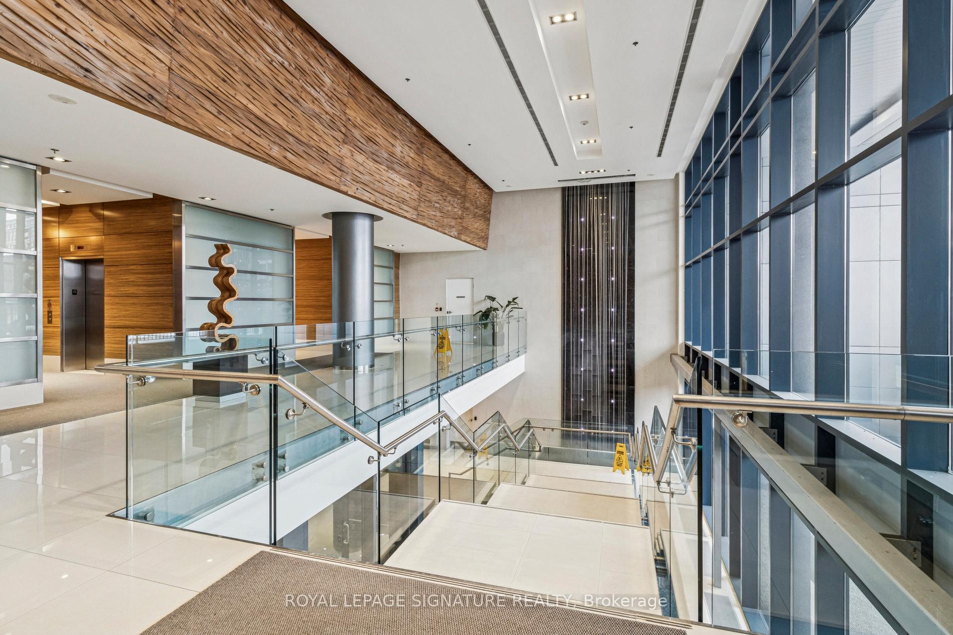 226-2885 Bayview Avenue, Toronto, ON - Photo Showing Other Room