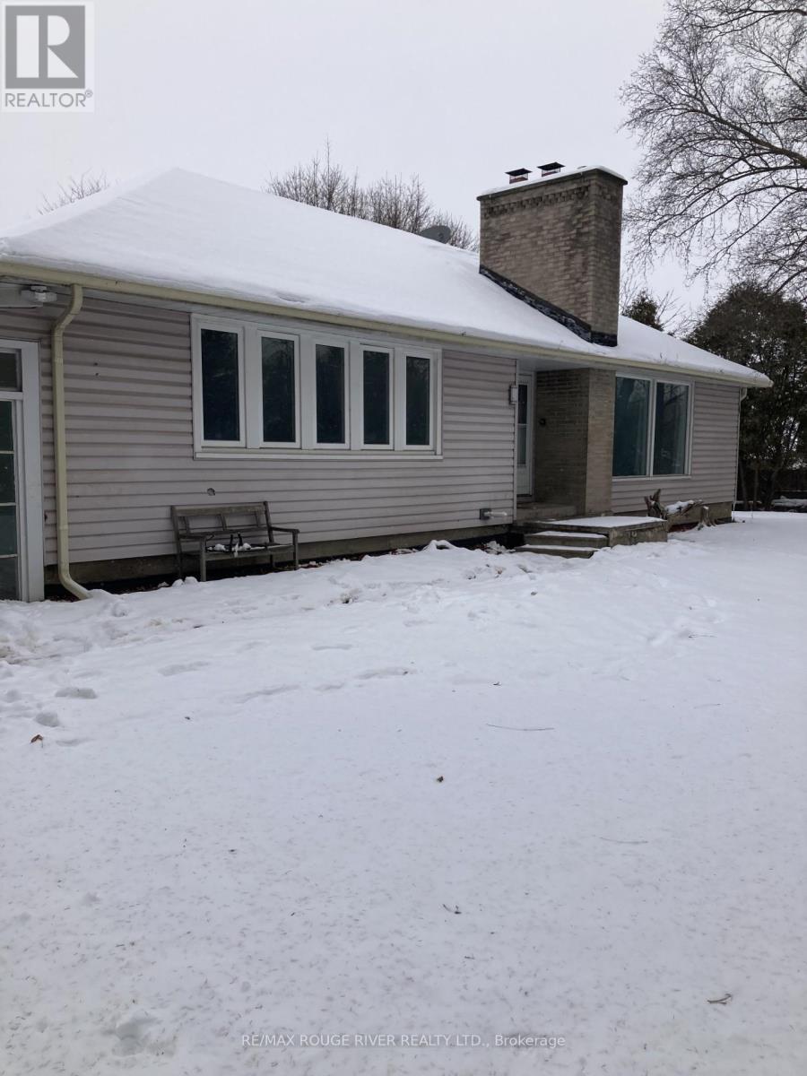 319 Burk Street, Oshawa, ON - Outdoor