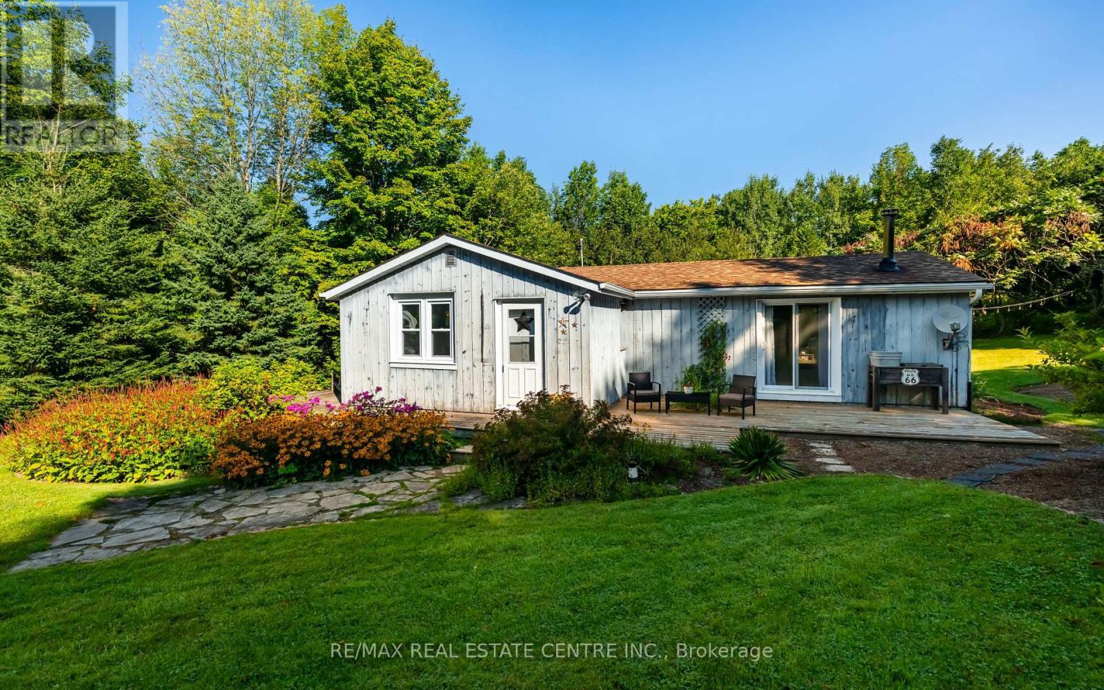 637217 Prince Of Wales Road, Mulmur, ON - Outdoor