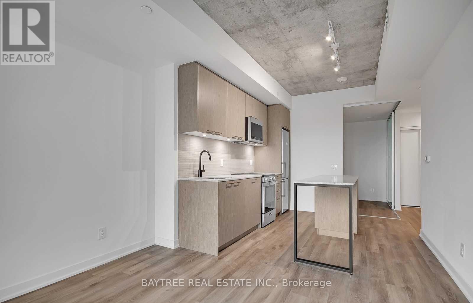 316 - 1808 St Clair Avenue W, Toronto, ON - Indoor Photo Showing Kitchen