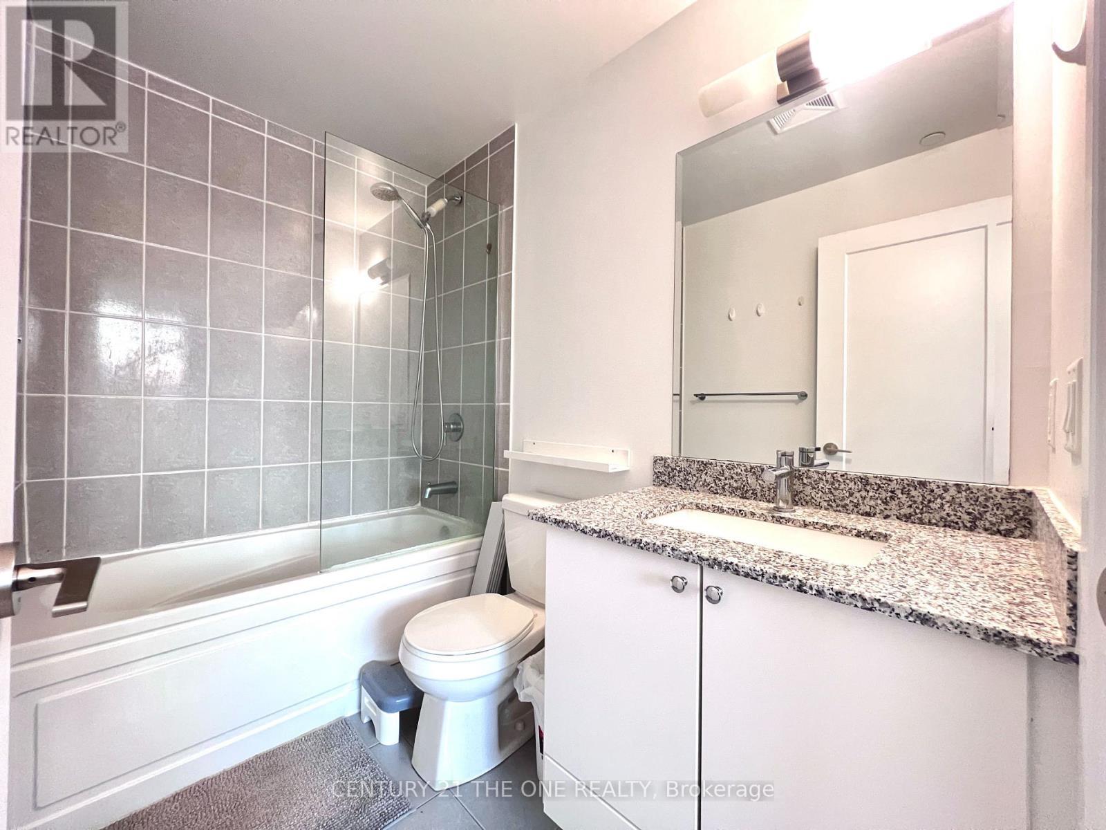Ensuite Bathroom - 419 - 3220 Sheppard Avenue E, Toronto, ON - Indoor Photo Showing Bathroom
