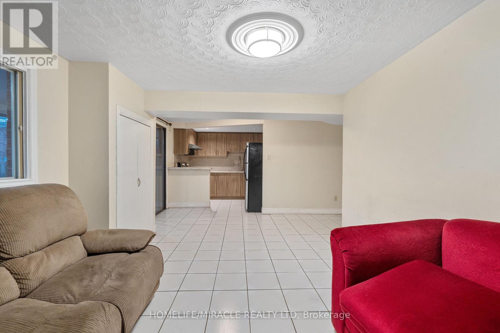 Basement - 44 Presidential Street, Vaughan, ON - Indoor Photo Showing Living Room