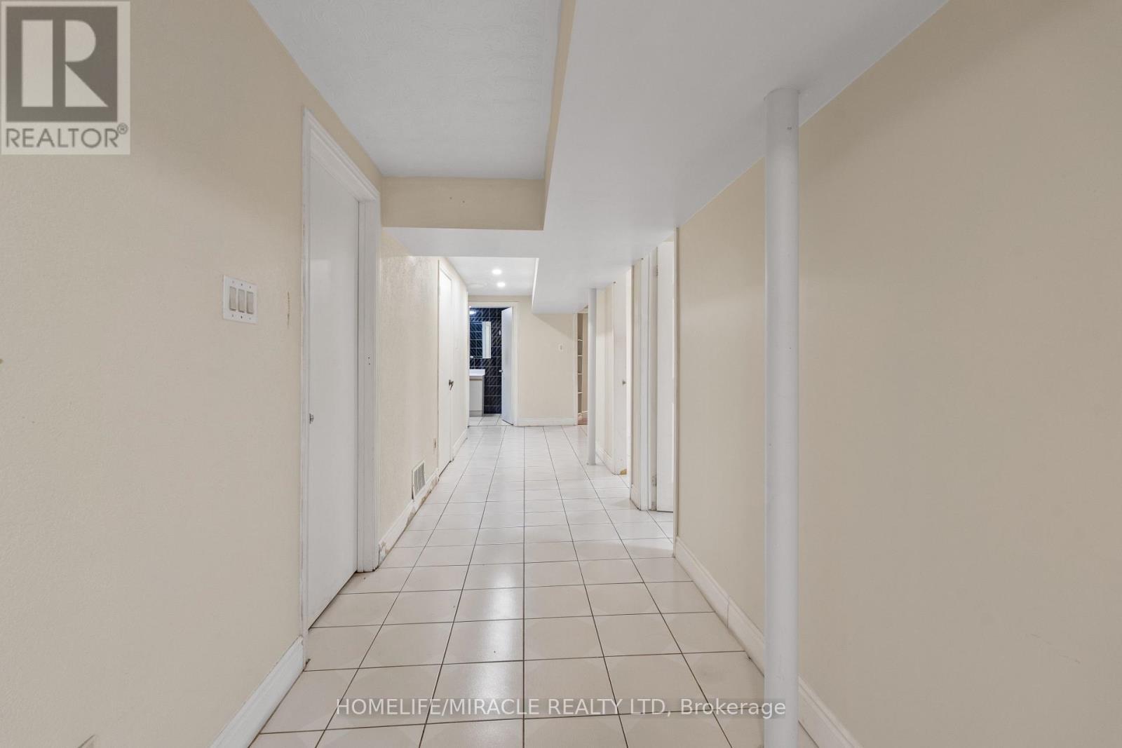 Basement - 44 Presidential Street, Vaughan, ON - Indoor Photo Showing Other Room