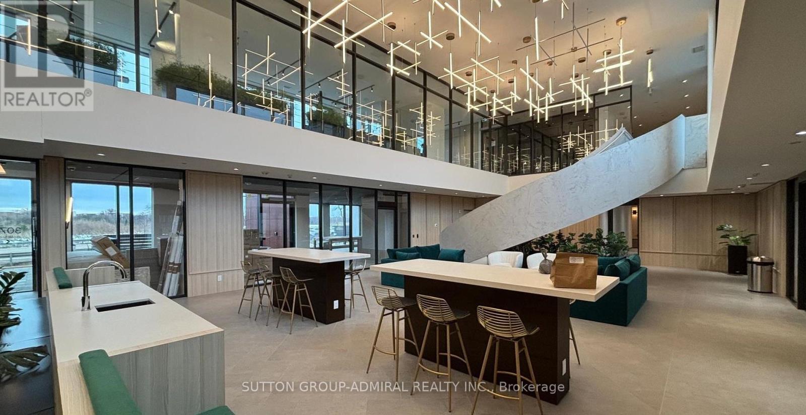 1204 - 3071 Trafalgar Road, Oakville, ON - Indoor