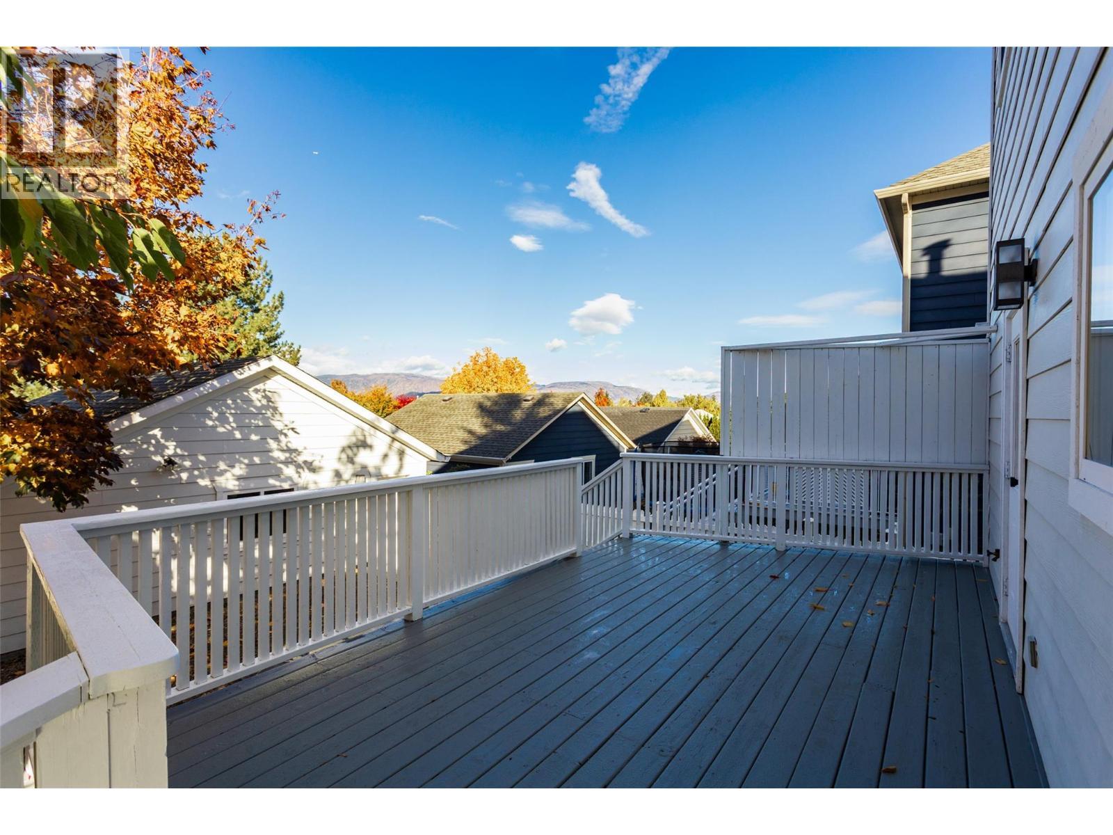 388 Mccarren Avenue, Kelowna, BC - Outdoor With Deck Patio Veranda With Exterior