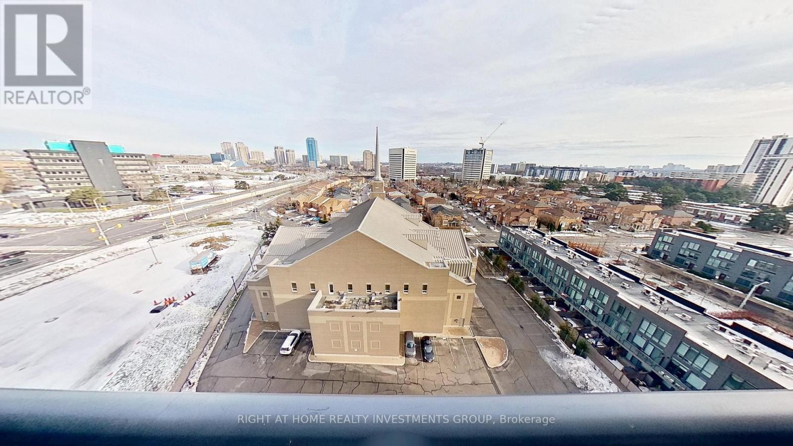 1105 - 6 Sonic Way, Toronto, ON - Outdoor With View