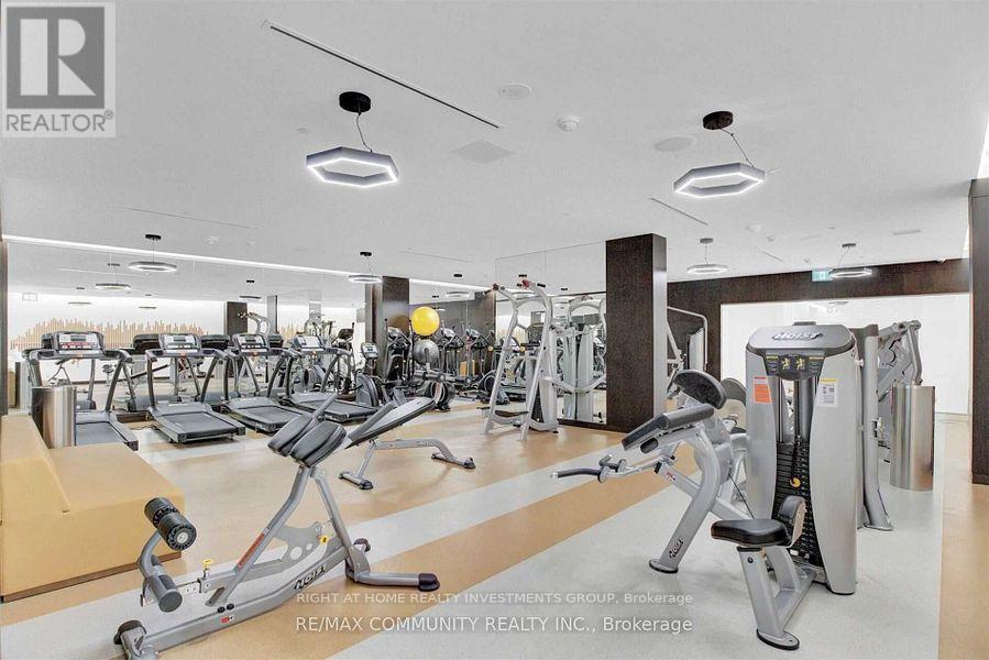 1105 - 6 Sonic Way, Toronto, ON - Indoor Photo Showing Gym Room