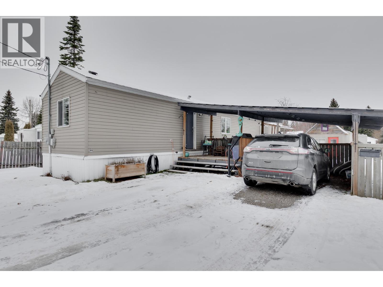 7082 Kennedy Crescent, Prince George, BC - Outdoor