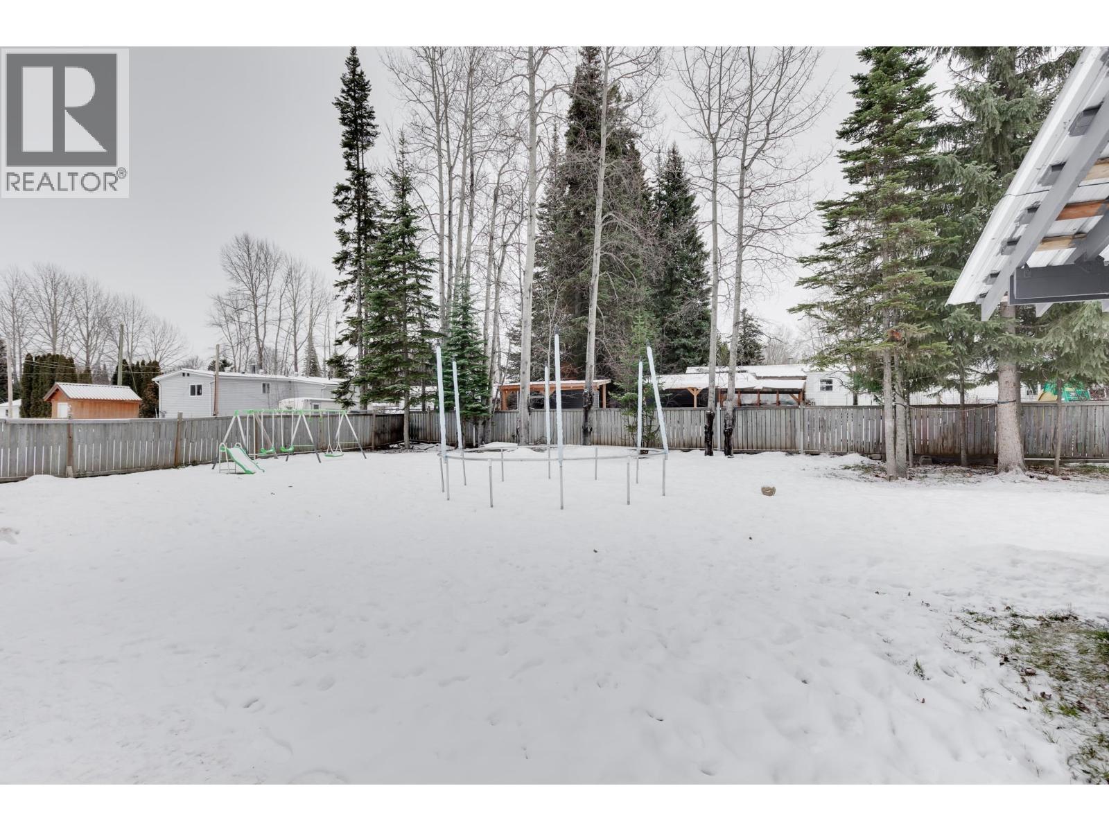 7082 Kennedy Crescent, Prince George, BC - Outdoor