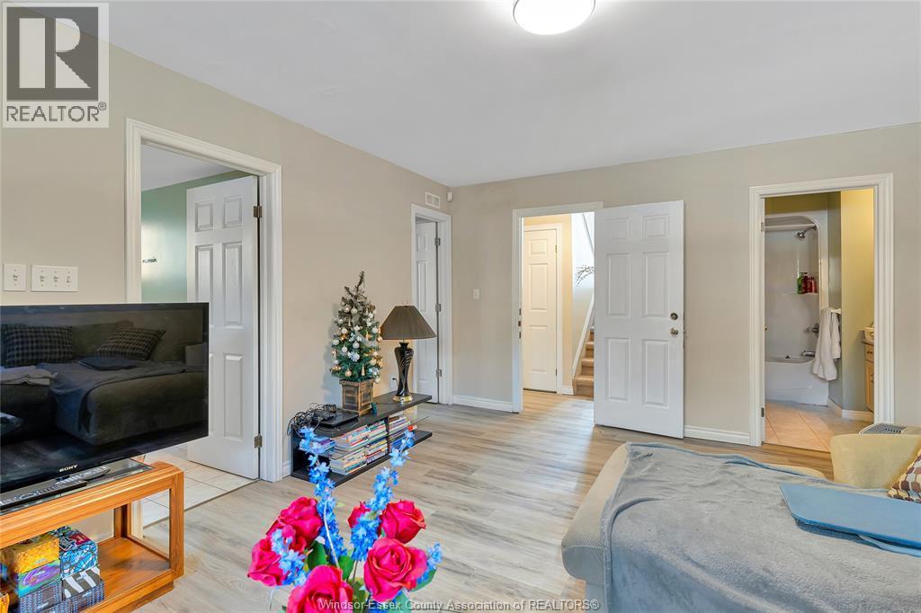 4316 Golfcourse Crescent, Windsor, ON - Indoor