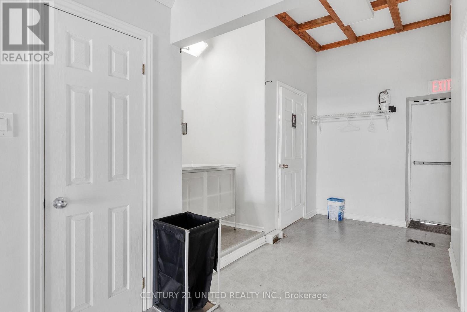 39 King Street W, Cobourg, ON - Indoor Photo Showing Other Room