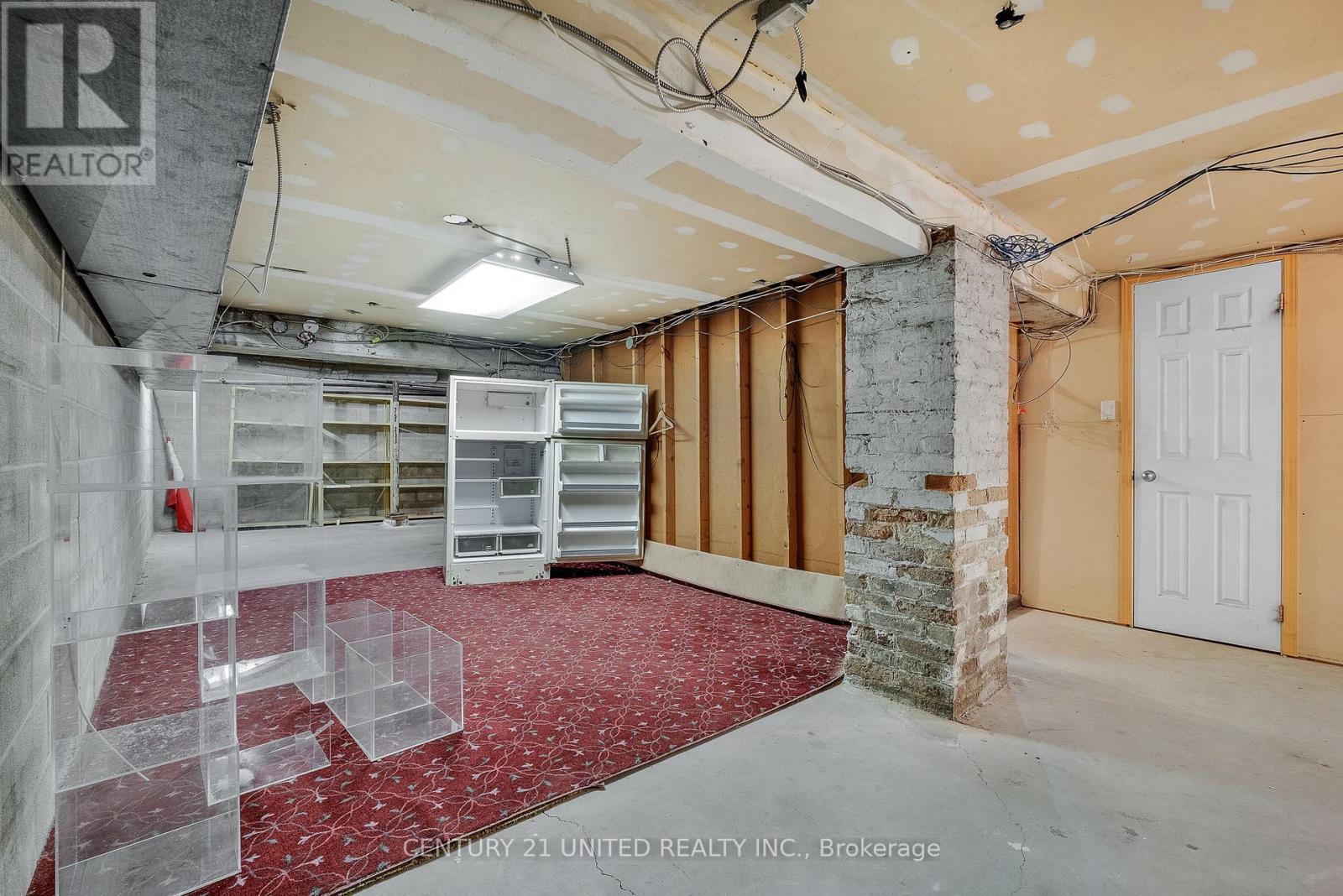 39 King Street W, Cobourg, ON - Indoor Photo Showing Other Room