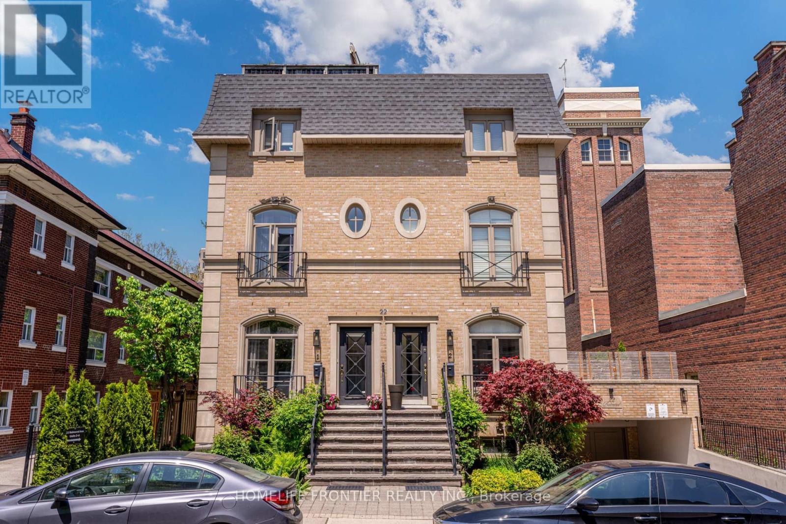 4 - 22 Balmoral Avenue, Toronto, ON - Outdoor With Facade