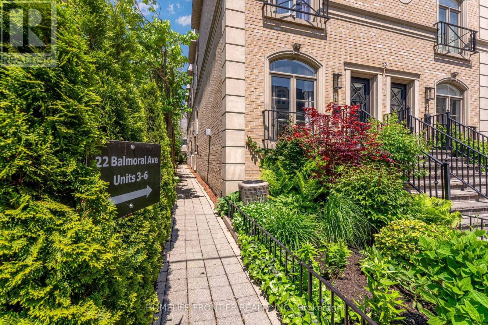 4 - 22 Balmoral Avenue, Toronto, ON - Outdoor