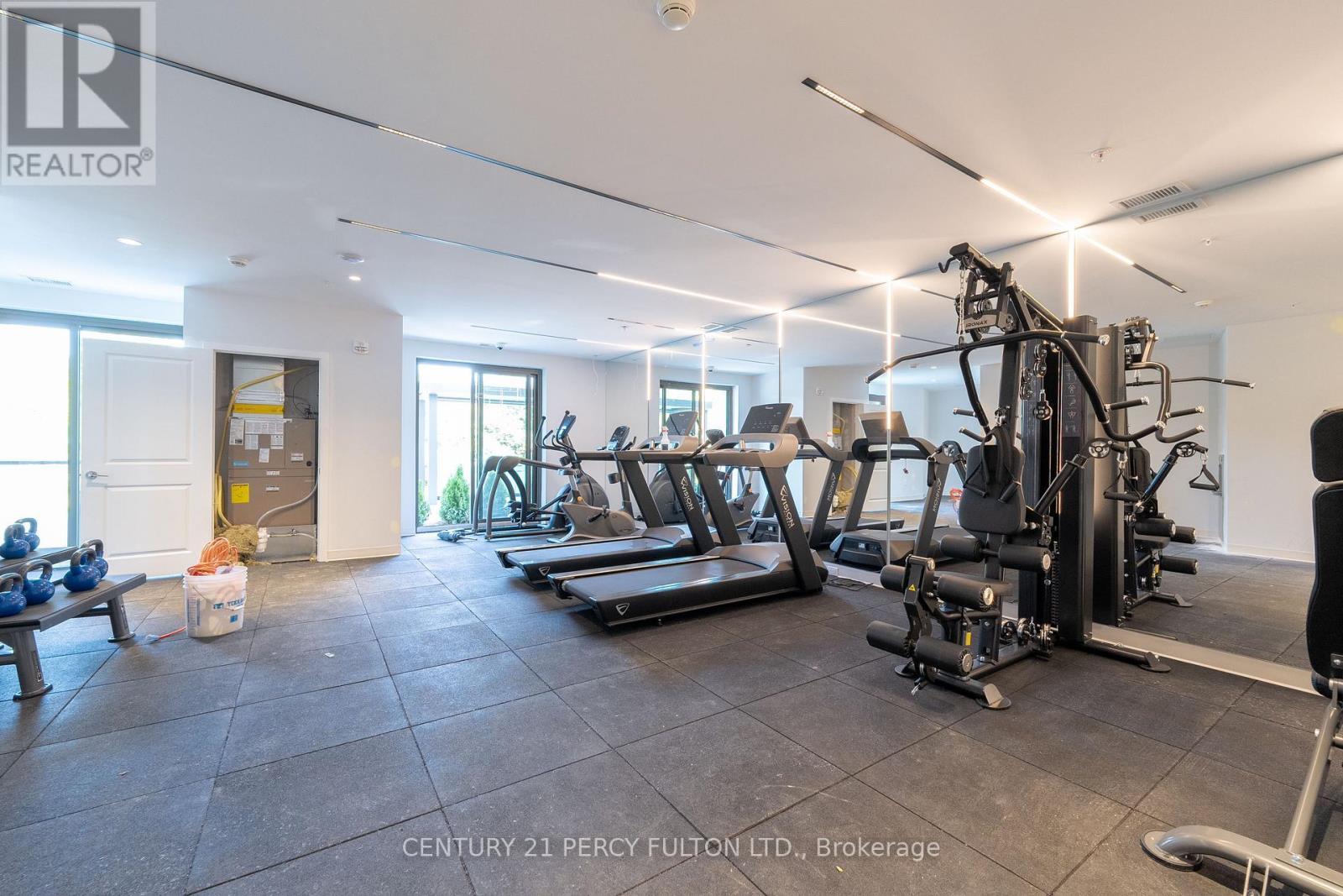 428 - 385 Arctic Red Drive, Oshawa, ON - Indoor Photo Showing Gym Room