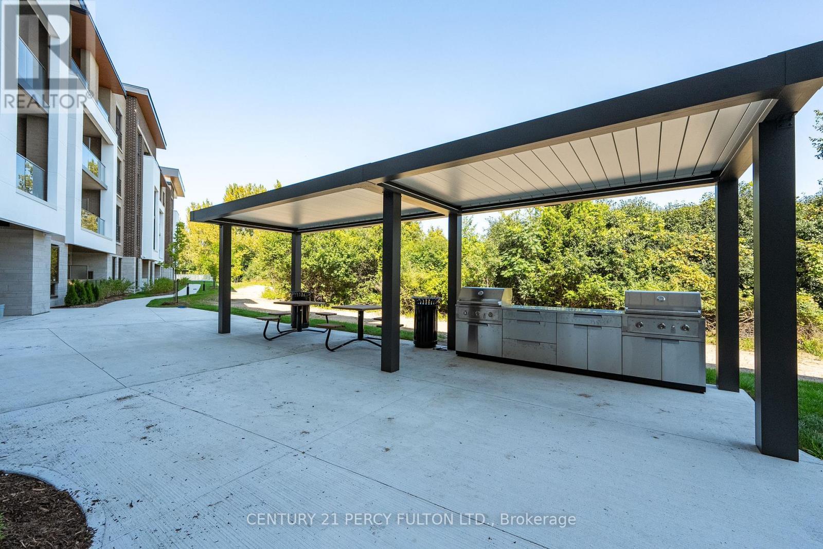 428 - 385 Arctic Red Drive, Oshawa, ON - Outdoor