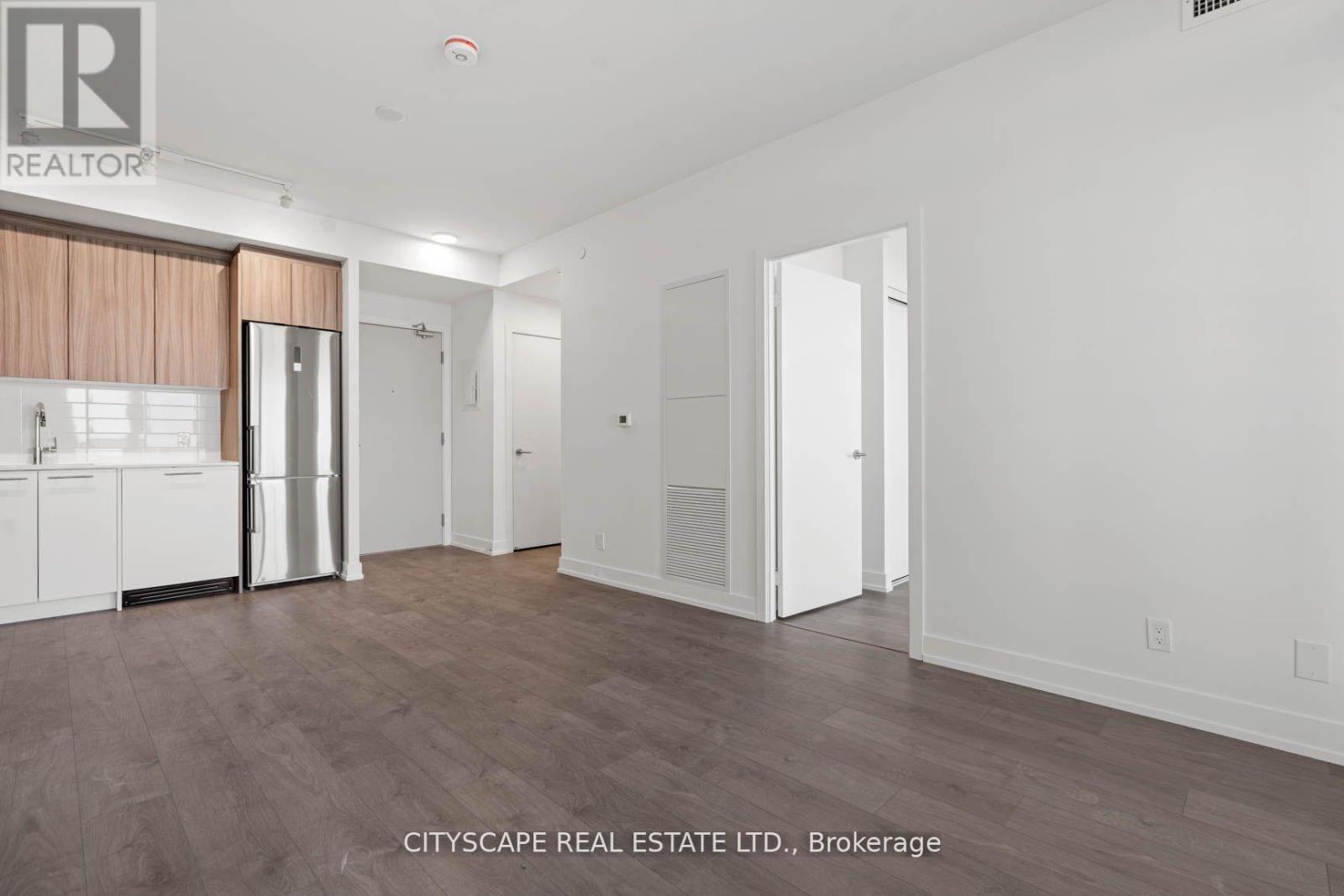 706 - 225 Veterans Drive, Brampton, ON - Indoor Photo Showing Kitchen