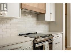 look at this backsplash -