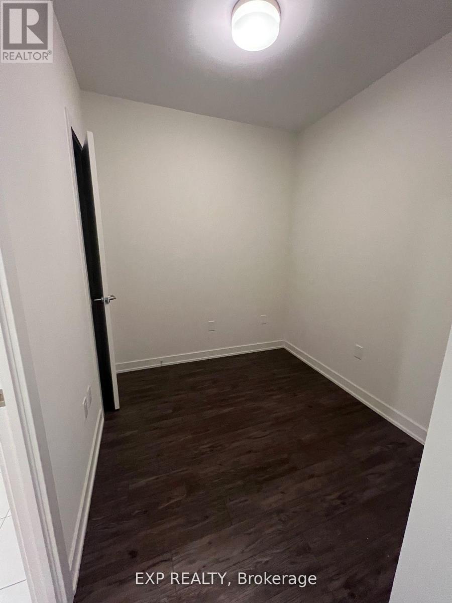 519 - 212 King William Street, Hamilton, ON - Indoor Photo Showing Other Room