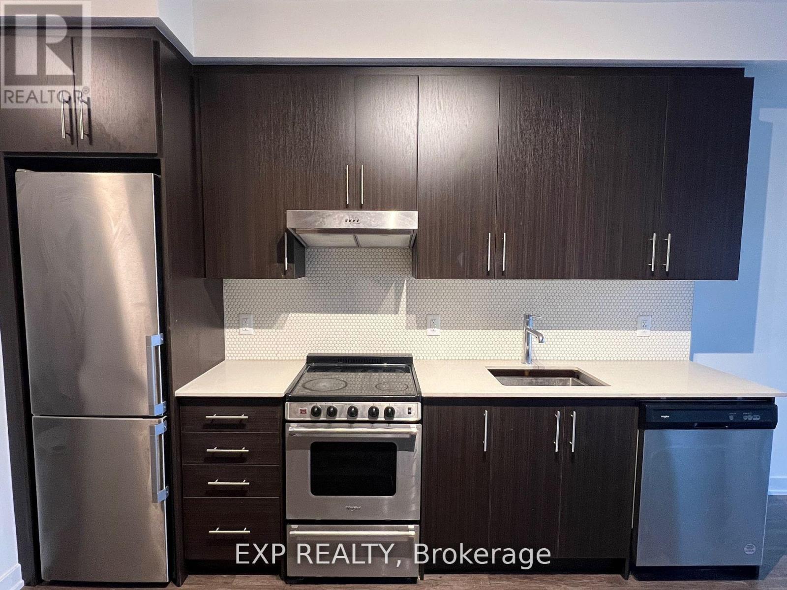 519 - 212 King William Street, Hamilton, ON - Indoor Photo Showing Kitchen With Stainless Steel Kitchen