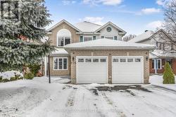 876 CLEARCREST CRESCENT Ottawa, ON K4A 3E6